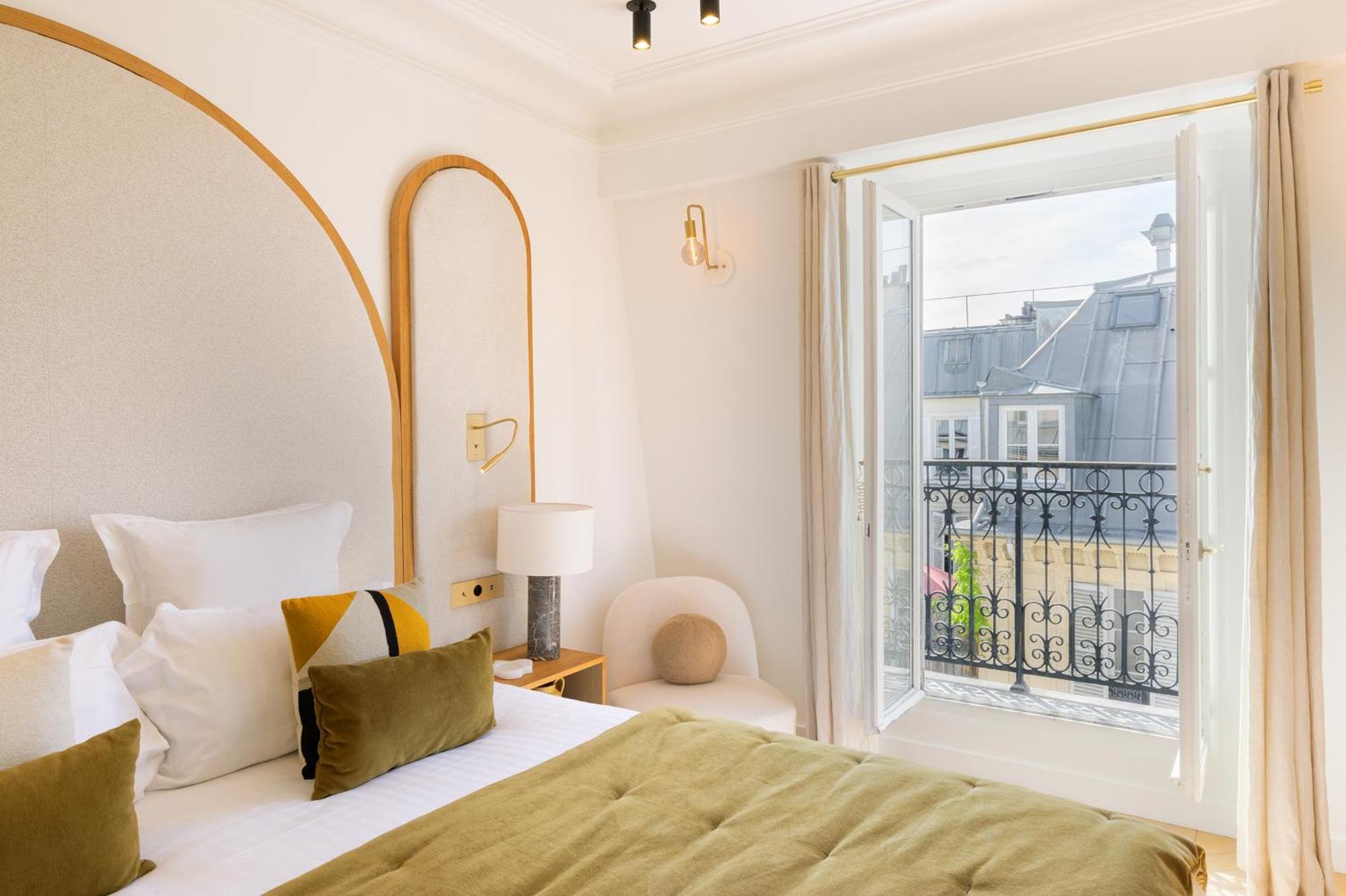 Appartement Maison Galante's With Services In La Madeleine - Opera *