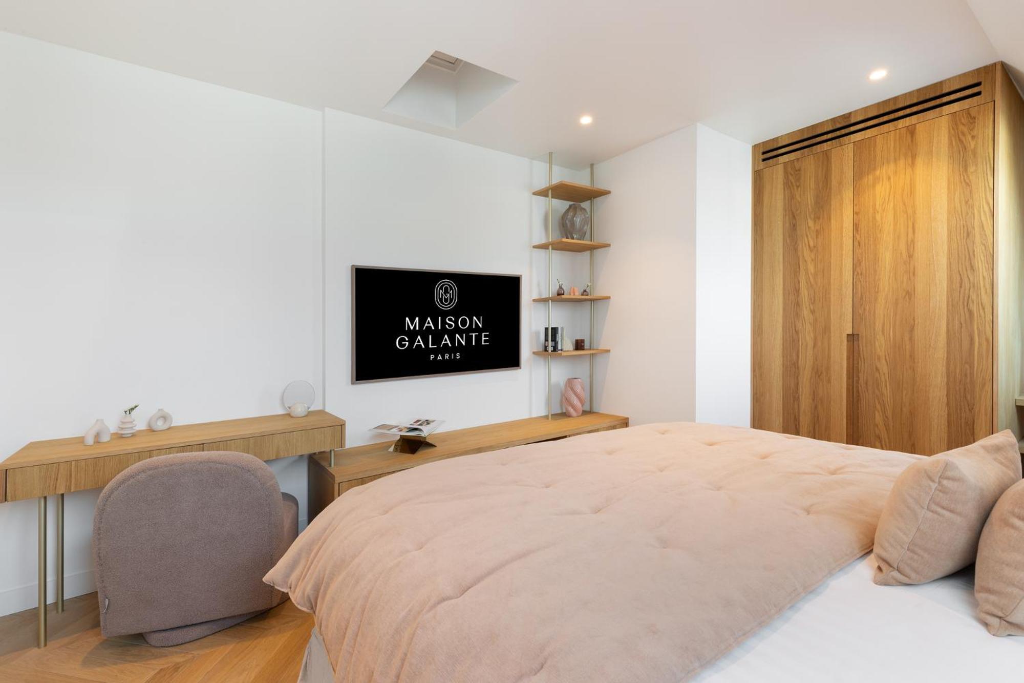 Maison Galante's With Services In La Madeleine - Opera Parijs